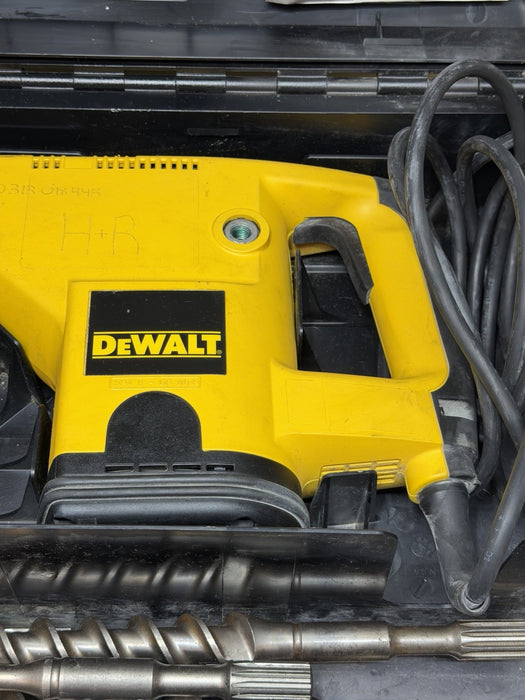 DeWalt DW530 1-1/2" Rotary Hammer Drill & 5 Bits With Case Excellent Shape