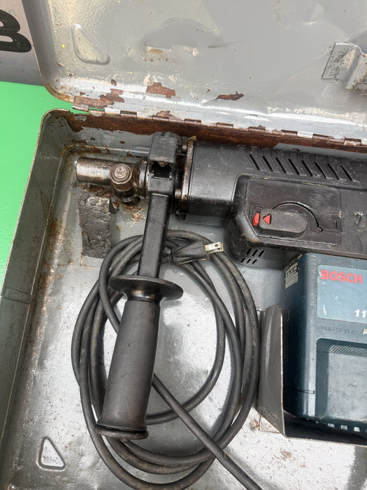 Bosch 11233EVS 1-1/2-Inch Rotary Hammer with Bits.  Works Great.