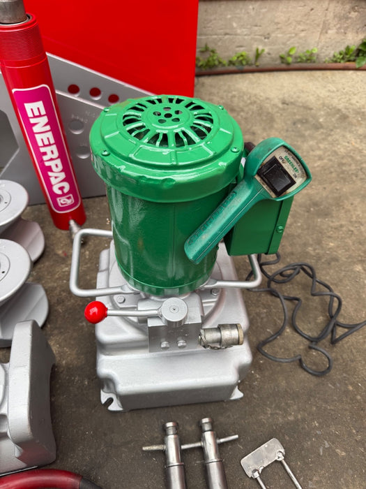 Gardner Bender Hydraulic Pipe Bender 1.25-4" w/ Electric Pump 940
