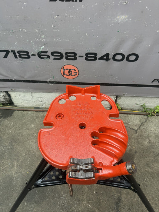 RIDGID 460 1/8 to 6 inch Tristand Pipe Vise 8/20 #2