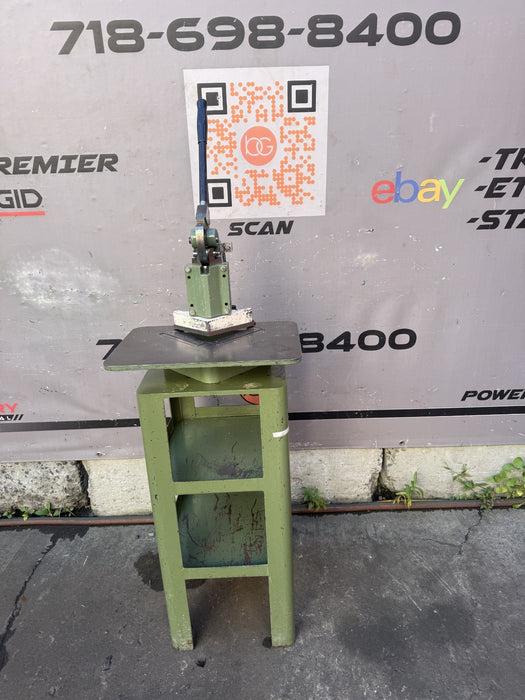 Di-Acro Manual Sheet Metal Corner Notcher 16 Gauge 6x6" Stand Great Shape.