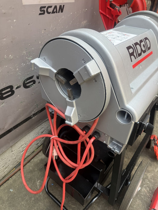 Ridgid 1224 PIPE Threader  1/2"-4" Threading Machine with Dies.