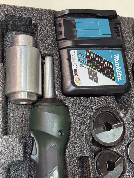 Greenlee LS100X Intelli-Punch 11-Ton Hydraulic Knockout Punch Set 1/2" - 4" #20