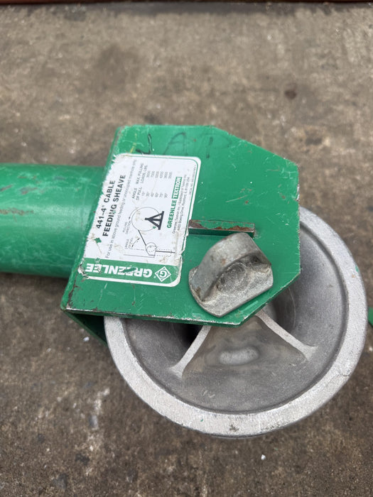 Greenlee 441 4 inch Feeding Sheave for Cable Tugger Puller Refurbished