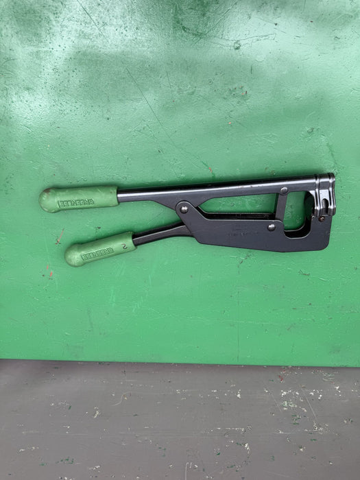 Greenlee 724 Manual Stud Punch 1-1/4" Square Hole Diameter Brand New Open Box #2
