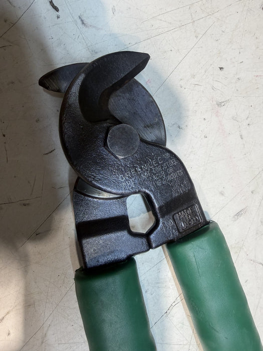 Greenlee 718F Heavy-Duty Cable Cutter 350 kcmil (MCM)