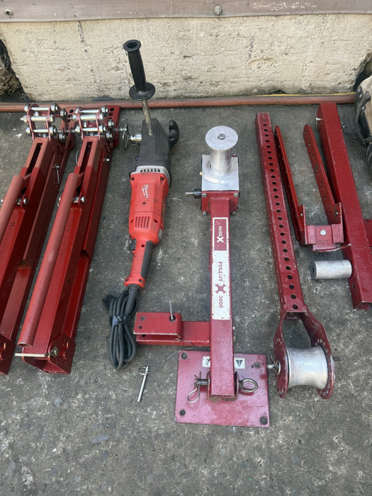 Maxis Pull-It Cable Tugger Puller 3000X  with a Pair of Stands. Works Great.