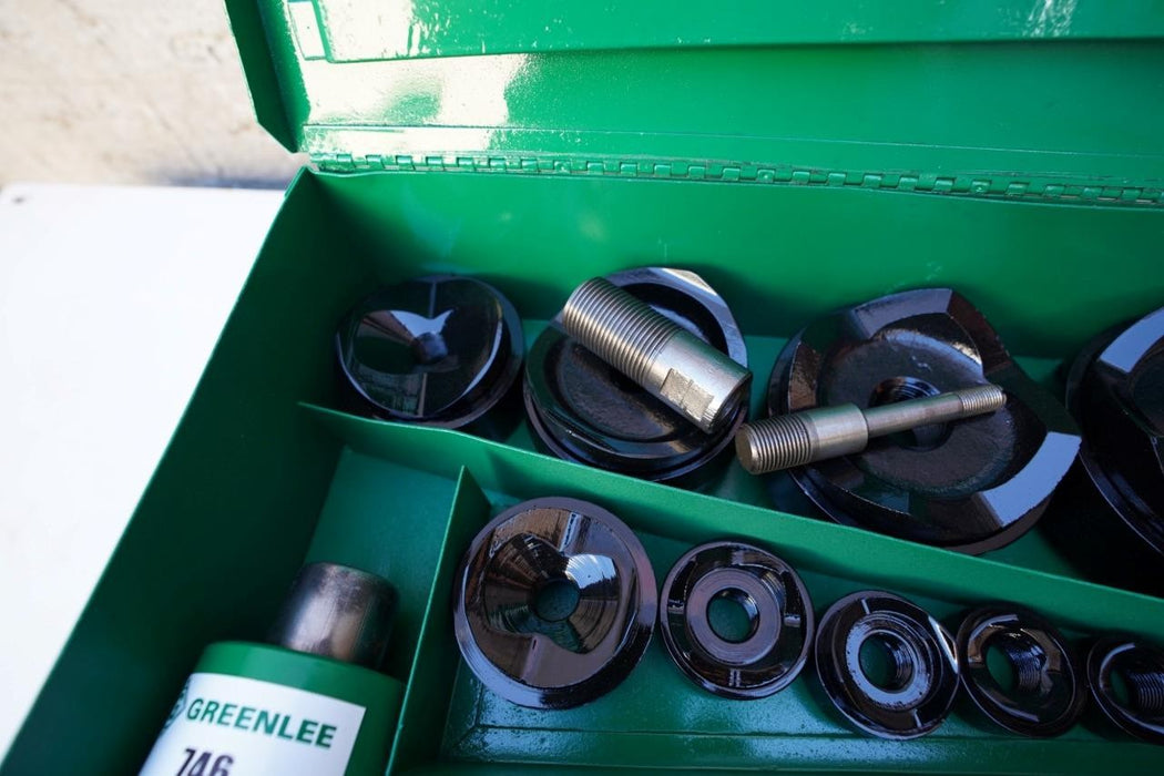 Greenlee 7310 1/2 to 4 inch Hydraulic Knock Out Punch and Die Set #4 tested