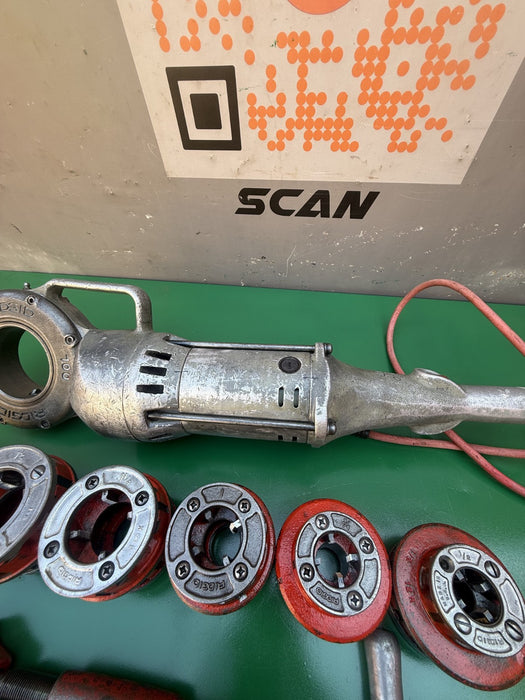 Ridgid 700 Pipe Threader Threading Machine & 12R Die Set 1/2 to 2" Works Great!