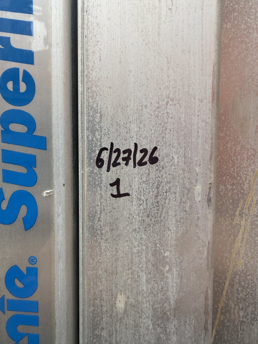Genie Superlift Contractor, SLC- 12, 650 lbs Load, Lift Height 12’ 10”, MINT, #1