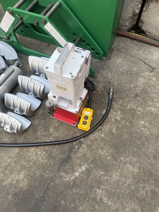 Greenlee 777 1/2 - 4 inch Rigid Hyd. Pipe Conduit Bender With Electric Hyd. Pump