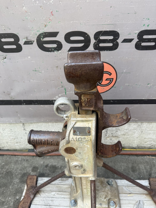 Simplex A1029 Aluminum Railroad Jack 10 Ton Capacity   Works Fine.