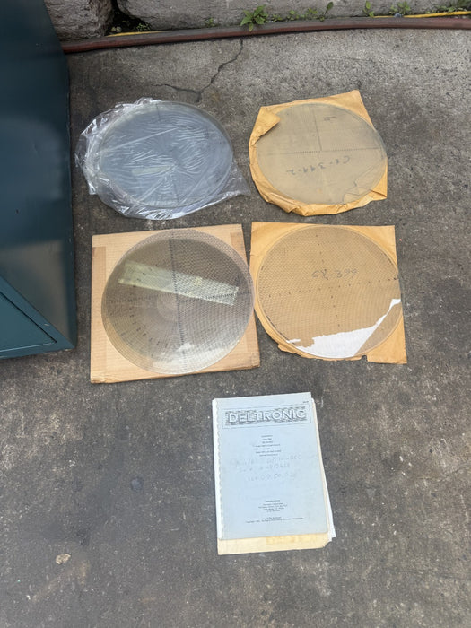 Deltronic 14" Optical Comparator DH14-MPC4, Surface Illumination, DRO.