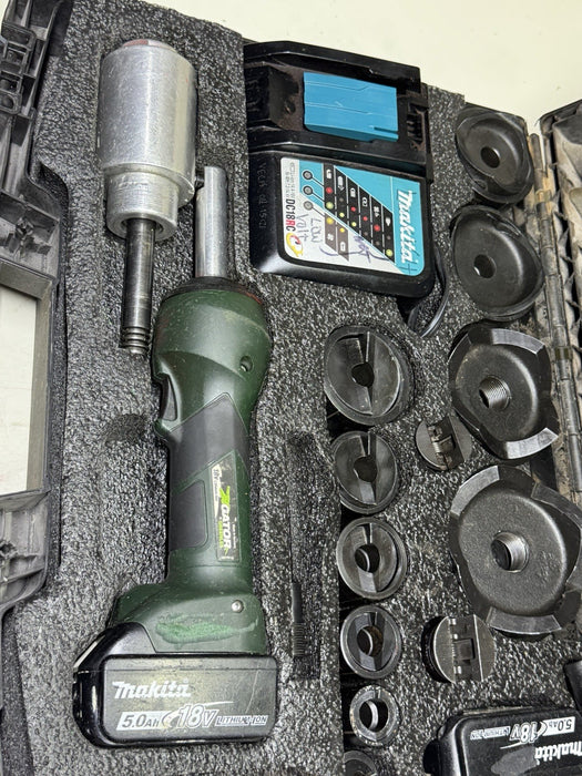 Greenlee LS100X Intelli-Punch 11-Ton Hydraulic Knockout Punch Set 1/2" - 4" #17