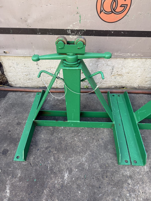 Greenlee 683 Screw-Type Reel Stand, Adjustable, 22"-54" (559-1372 Mm) a Pair #2