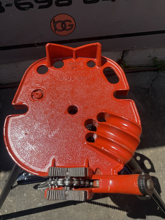 Tripod Chain Vise Tristand Pipe Vise 6in Capacity for Ridgid 300  Great Shape.