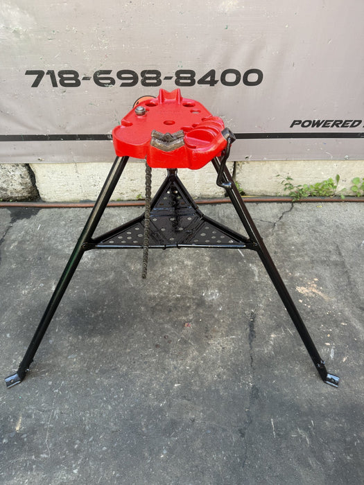 Ridgid 450 1/8 to 5 inch Tripod Pipe Vise for Ridgid Pipe Great Shape #2 8/7/26