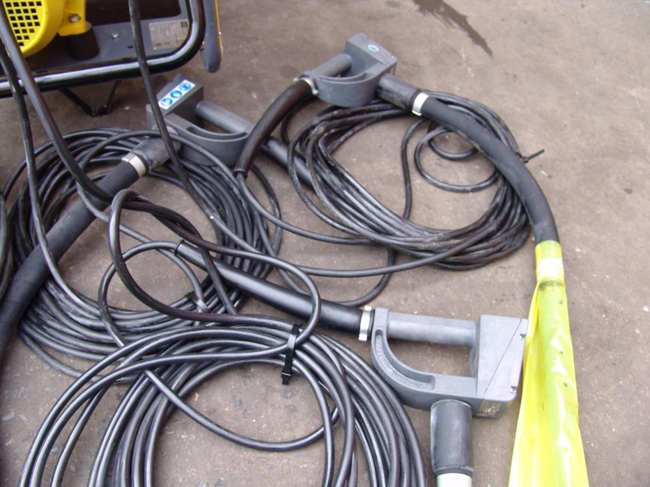 ATLAS COPCO CFG67 HIGH FREQUENCY HONDA GENERATOR WITH 4 CONCRETE VIBRATORS NEW!