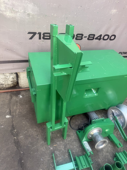 Greenlee 2000 LBS Cable Tugger Puller.  Works Fine.