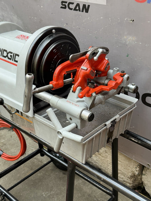 RIDGID® 1822-I Auto Chuck Pipe Threader with 811A Die & Cart, Excellent ✅