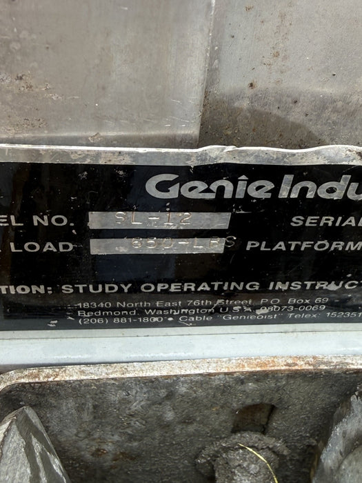 Genie Superlift Contractor, SL- 12 650 lbs Load Capacity, Lift Height 12’ 10” #4