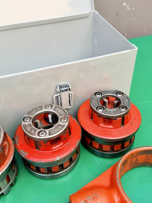 Ridgid 12-R Pipe Threader Die Head Set w/Case & Ratchet Head 12R  1/2" - 2" Dies