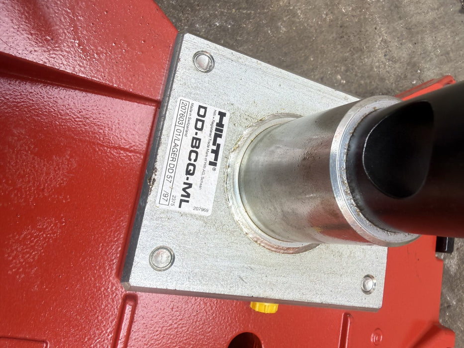 HILTI DD-BAV-10 VACUUM BASE PLATE FOR DIAMOND CORE DRILL STAND.  Mint.