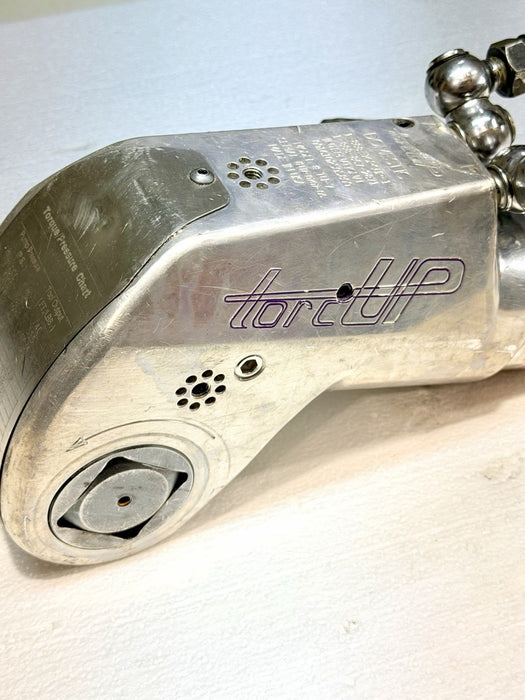 TorcUP TU-7 Hydraulic Torque Wrench 1-1/2” Drive Non-Ratcheting Steel Silver