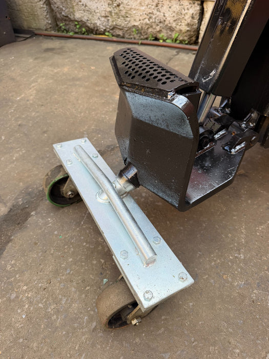 2019 National 7700 Ride-On Floor Scraper – Professionally Raptor Lined, 850 Hrs