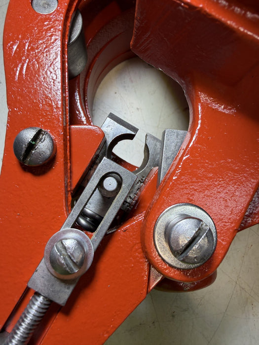 Victaulic Vic Cut Groover 3"-2.5" Pipe Grooving w/ Yoke Ridgid 700 300 #2 Refurb