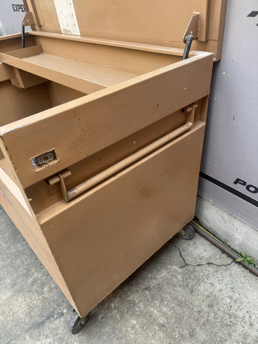 Model 4824 Knaack Jobsite Gang Box.  Great Shape.  60x24x28