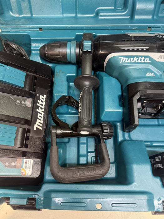 NEW Makita XRH07 36V 2X 18V LXT AVT Rotary Hammer Ground Rod Driver SDS MAX #3