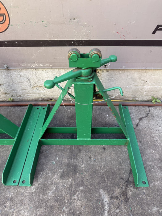 Greenlee 683 Screw-Type Reel Stand, Adjustable, 22"-54" (559-1372 Mm) a Pair #2