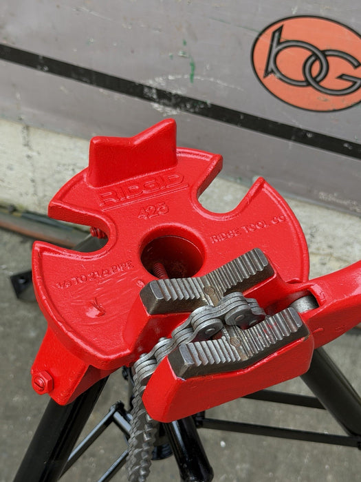 RIDGID 16703 425 PORTABLE TRISTAND CHAIN VISE  1/8”- 2-1/2”PIPE CAPACITY #2
