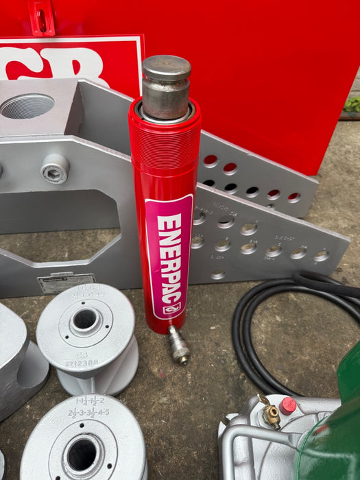Gardner Bender Hydraulic Pipe Bender 1.25-4" w/ Electric Pump 940