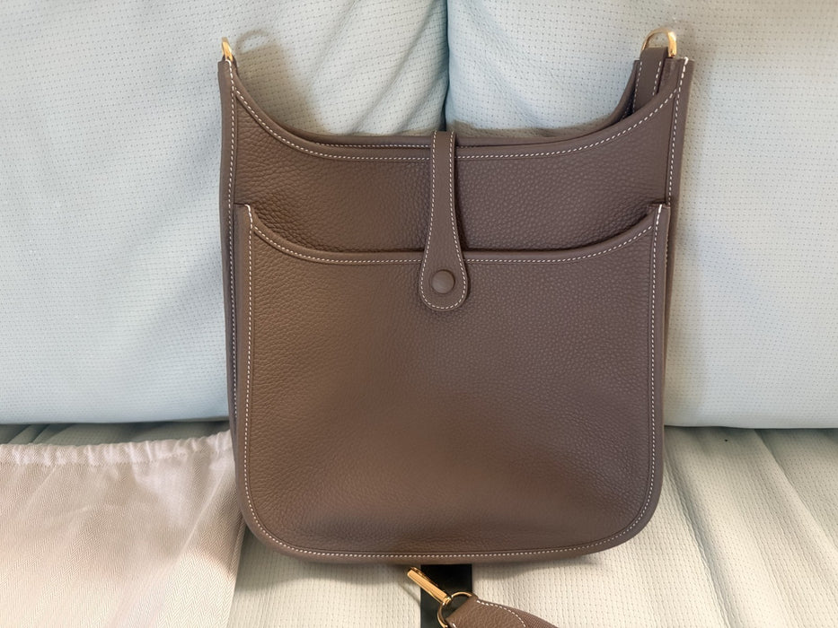 Hermes Evelyne 29 Crossbody Bag.  Etoupe. 100% Authentic. Brand New.