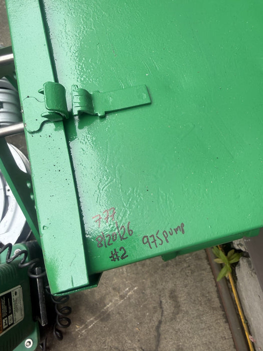 Greenlee 777  1 1/4 - 4 inch Rigid Hyd. Pipe Conduit Bender  Greenlee 975 Pump 3