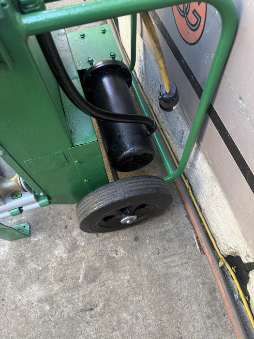 Greenlee 555 Conduit Pipe Bender 1/2"-2" RIGID & IMC   Works Great.  6/3