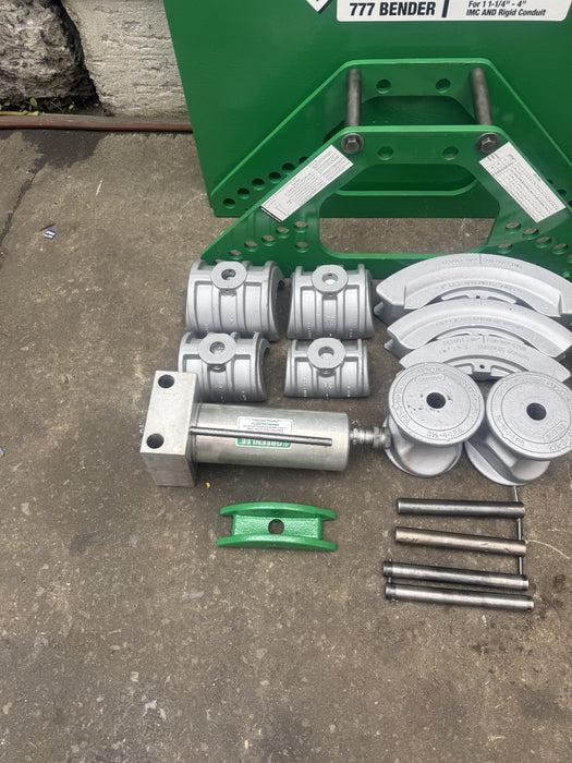 GREENLEE 777  1 1/4 to 4 inch Rigid Pipe Conduit Bender   Great Shape.