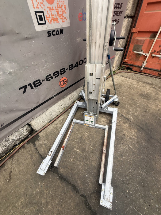 Genie Superlift Contractor, SLC- 12, 650 lbs Load, Lift 12’ 10”, MINT, #2
