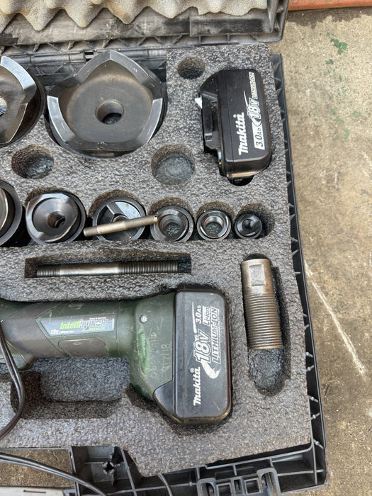 Greenlee Intelli-Punch 11-Ton Hydraulic Knockout Punch Set 1/2" - 4"  8/7/26 #3