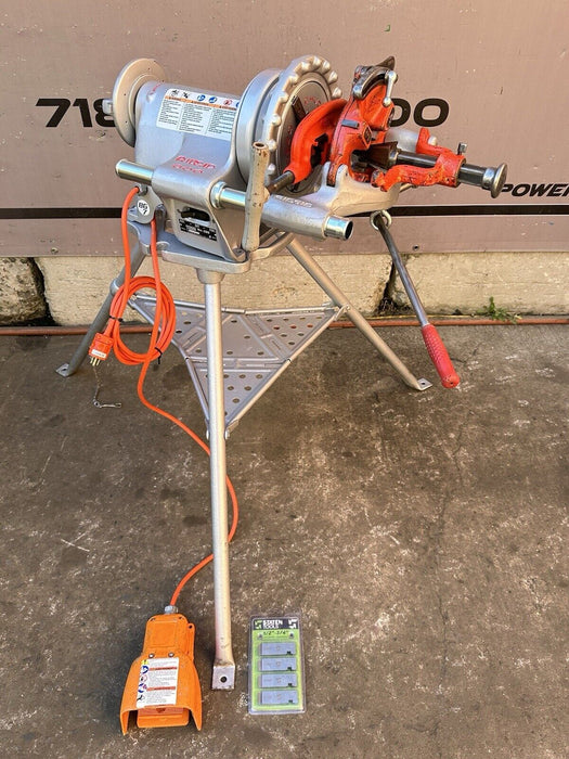 RIDGID 300 PIPE THREADING MACHINE + FOOT SWITCH , CARRIAGE NICE REFURBISHED