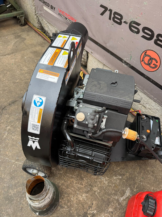 Meyer Versa Vac Insulation Vacuum 19HP Kohler Motor Works Great !