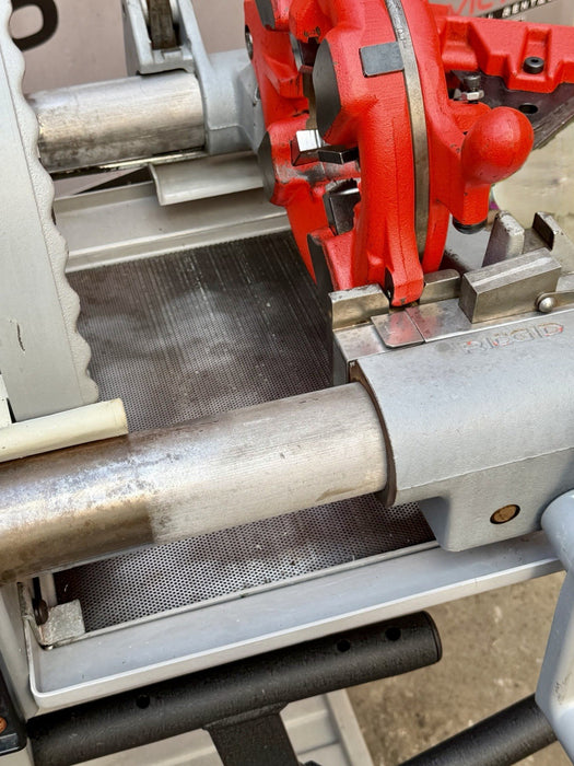 Ridgid 1224 Threader Pipe Threading Machine 1/2 to 4” 714 ,711 Dies Tested  MINT