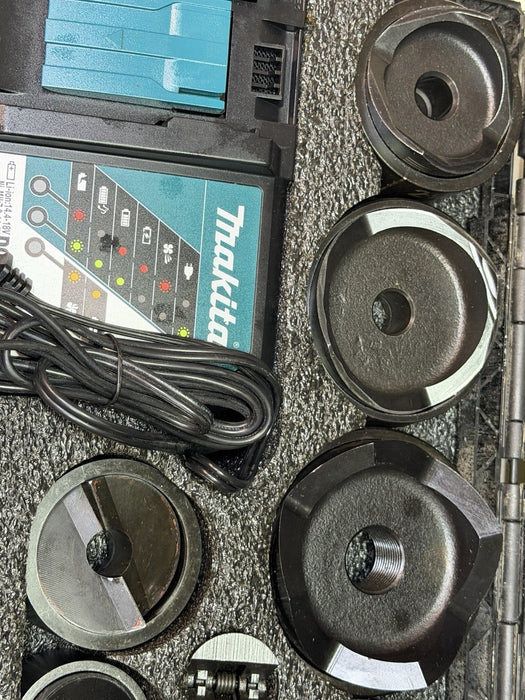 Greenlee LS100X Intelli-Punch 11-Ton Hydraulic Knockout Punch Set 1/2" - 4" #18