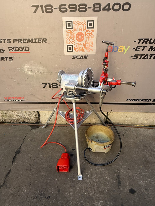 RIDGID 300 Pipe Threader Treading Machine. Oiler, Die, Cutter, Stand Works Great