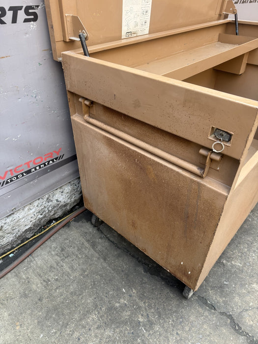 Model 4824 Knaack Jobsite Gang Box.  Great Shape.  60x24x28