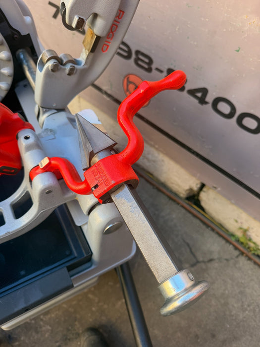 2024  RIDGID 535 V3 Pipe Threading Machine w/ Universal Cart & 811A Dies ET2