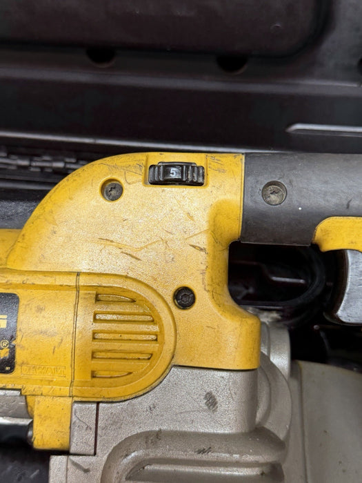 Dewalt DWM120 Band Saw, 5" Deep Cut w/ Variable Speed With Case