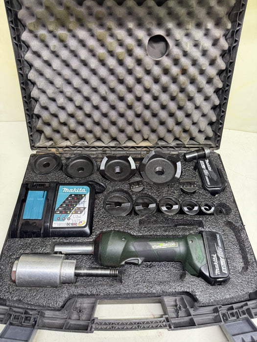 Greenlee LS100X Intelli-Punch 11-Ton Hydraulic Knockout Punch Set 1/2" - 4" #17